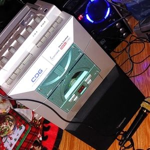 Karaoke Machine SCHOOL PARTY FUN loud speaker